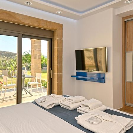 Larimar Luxury Sea View Villa 基萨莫斯 外观 照片